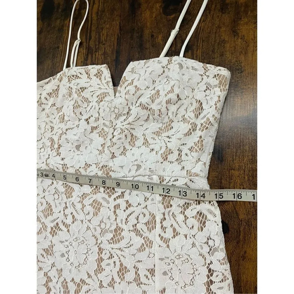 Lulus Amazing Allure White Crochet Lace Bodycon Midi Dress  Size M - Picture 12 of 14